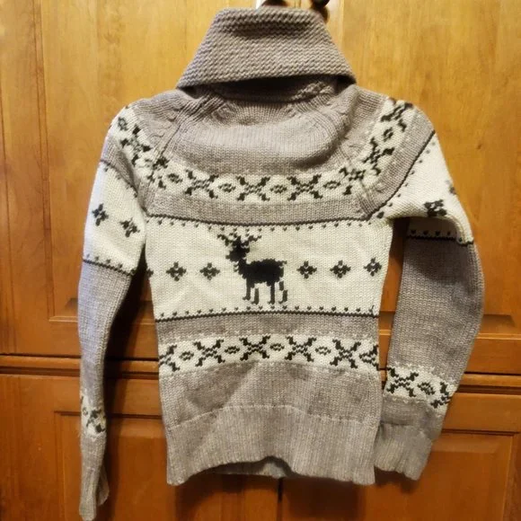 Aritzia TNA 100% Lambswool zip sweater - Picture 3 of 10